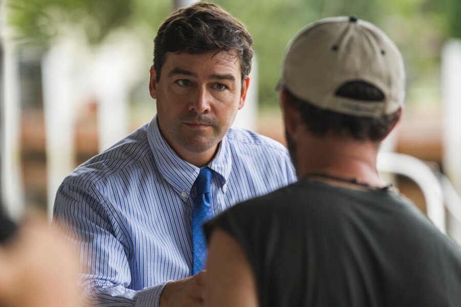 Kyle Chandler, George Clooney İmzalı Good Morning, Midnight’ın Oyuncu Kadrosuna Katıldı