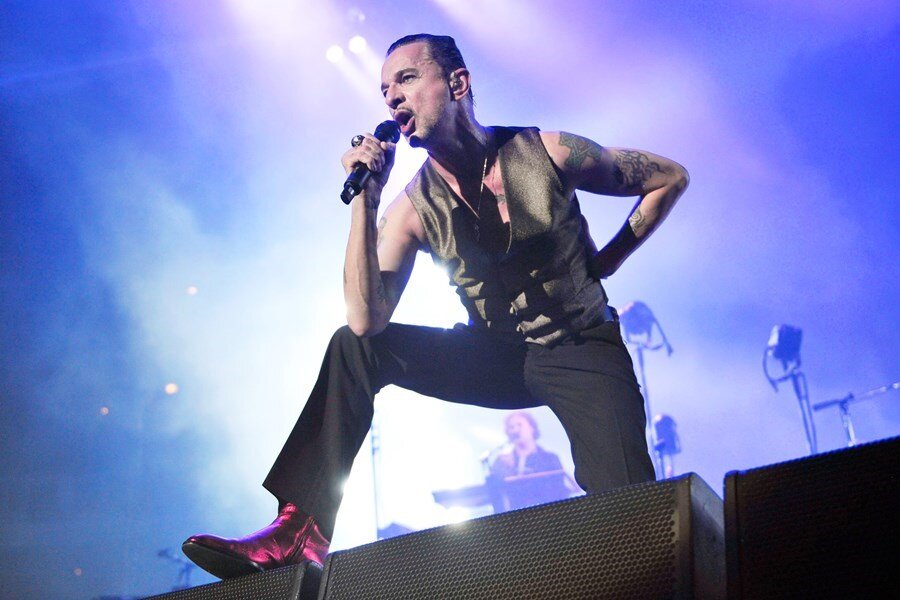 Anton Corbijn’in Yönettiği Depeche Mode Belgeseli Spirits in the Forest’tan Fragman Yayınlandı