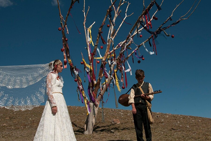 57. Antalya Altın Portakal Film Festivali Günlükleri: Kar Kırmızı & Ölü Ekmeği