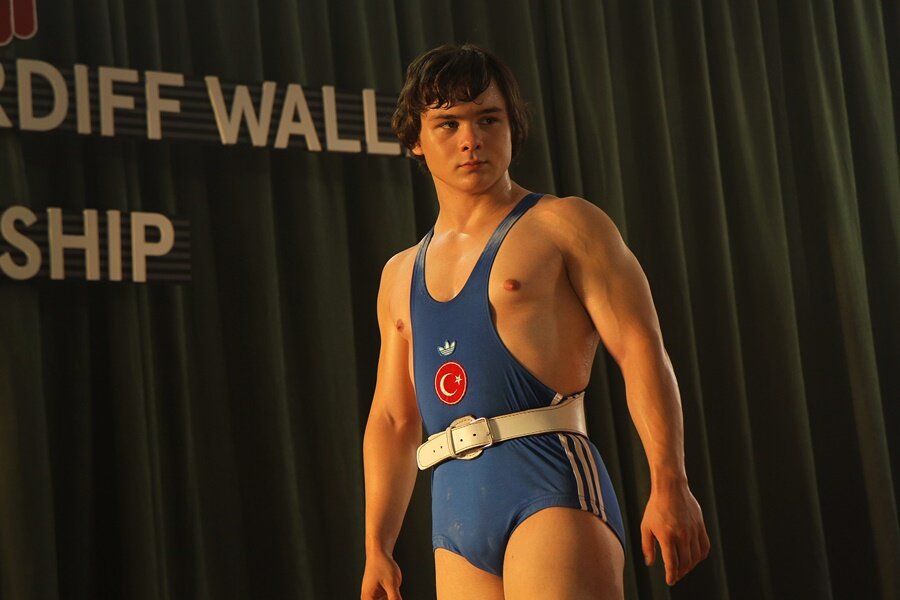 Cep Herkülü: Naim Süleymanoğlu Filmindeki Akıl Almaz Yanlışlar Şaşkınlık Yarattı