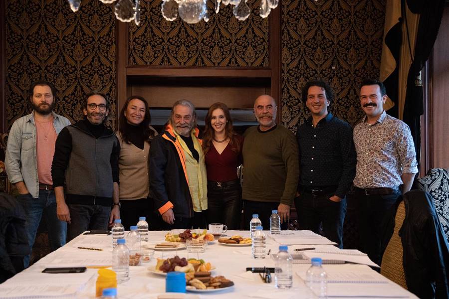 Ezel Akay’ın Yeni Filmi 9 Kere Leyla’nın Çekimlerine Başlandı