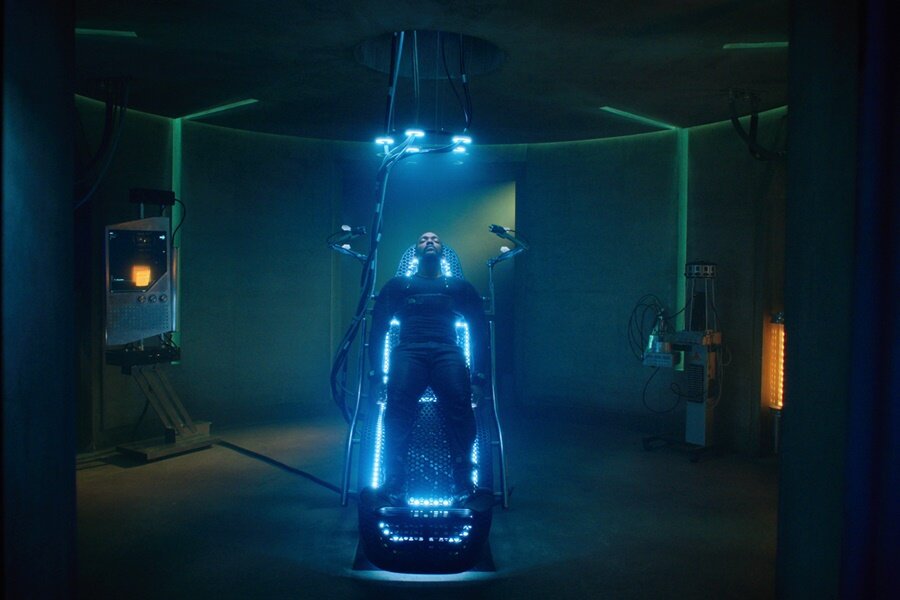 Altered Carbon’ın 2. Sezonundan İlk Uzun Soluklu Fragman Yayınlandı