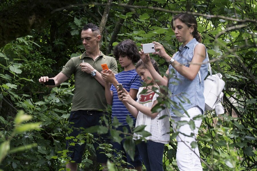 70. Berlin Film Festivali’nde Altın Ayı İçin Yarışacak Favolacce’den Fragman Yayınlandı