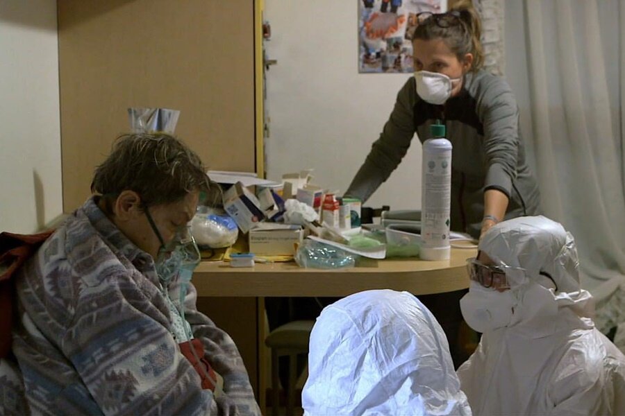 Francesca Tosarelli, İtalya’da Çektiği Koronavirüs Salgını Belgeseli Hakkında Konuştu