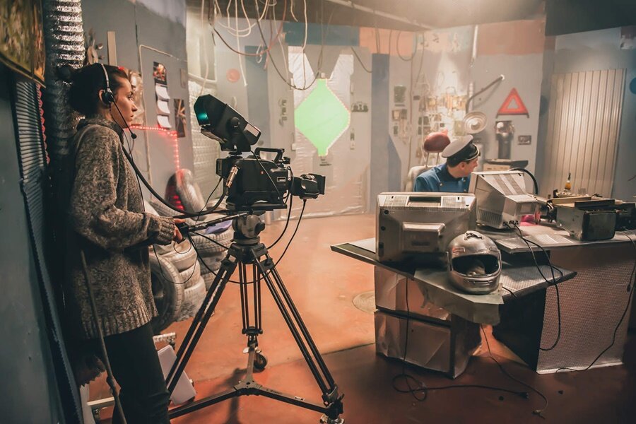 Netflix, İKSV ve Sinema Televizyon Sendikası, Salgından Olumsuz Etkilenen Sektör Çalışanlarına Destek Olacak