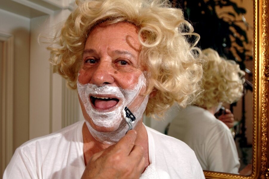 “Sinemalar da Dalavera” ya da Seyfi Dursunoğlu’na Bir Veda