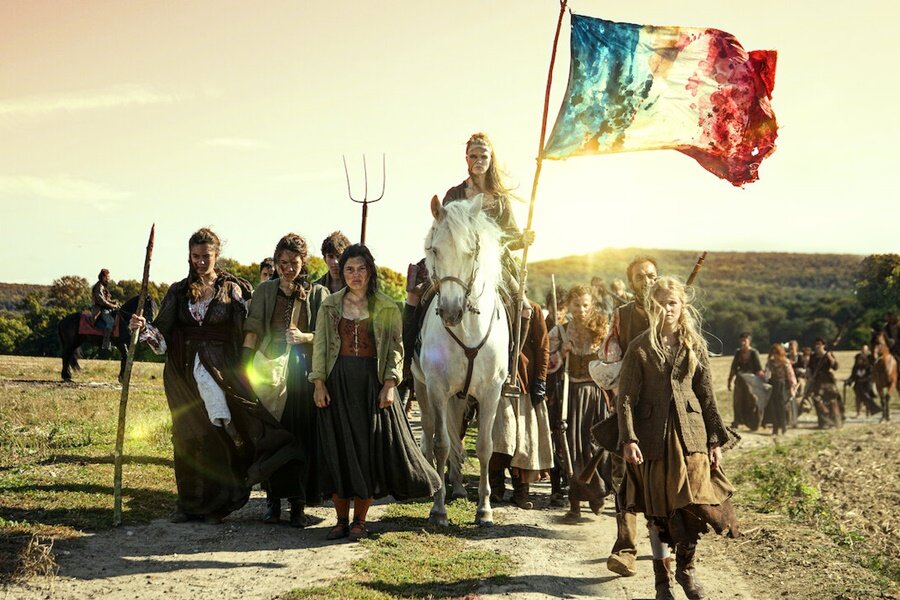 Netflix’in Fransız İhtilali Döneminde Geçen La Révolution Dizisinden Fragman Yayınlandı
