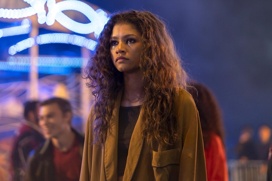 Euphoria Dizisinin Yılbaşı Özel Bölümünden İlk Fragman Yayınlandı
