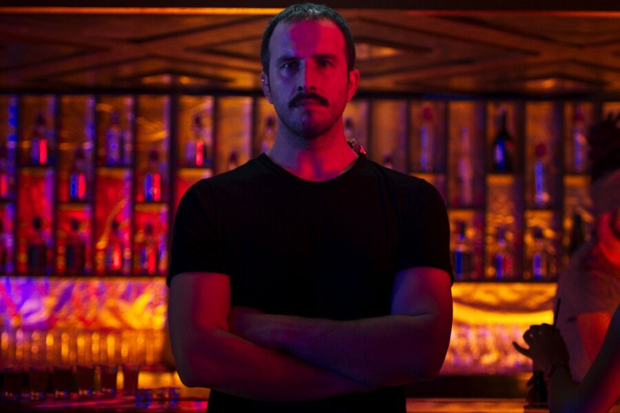 Bir Başkadır İncelemesi