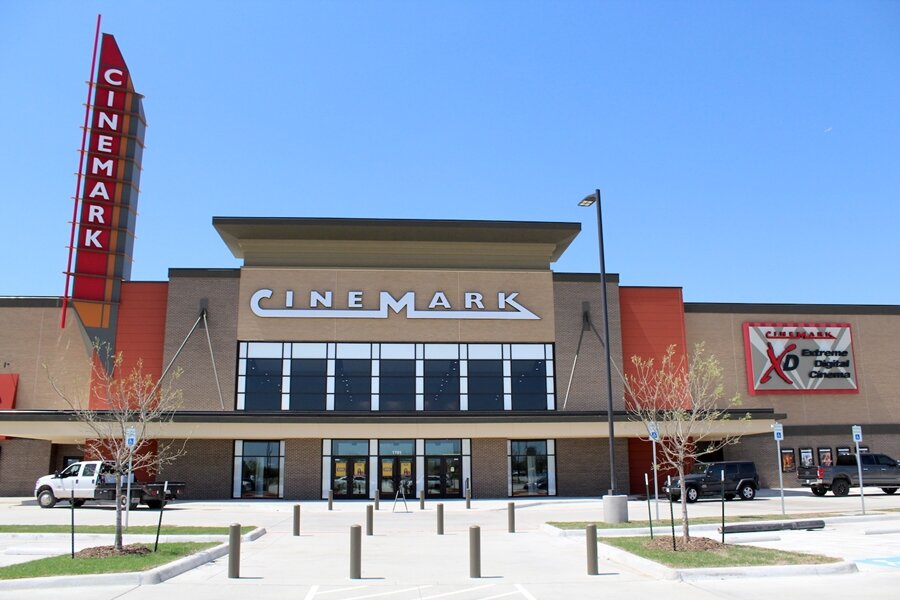 Universal Studios ve Cinemark, Filmlerin Dijitale Daha Çabuk Gelmesine Olanak Sağlayacak Bir Anlaşmaya İmza Attı