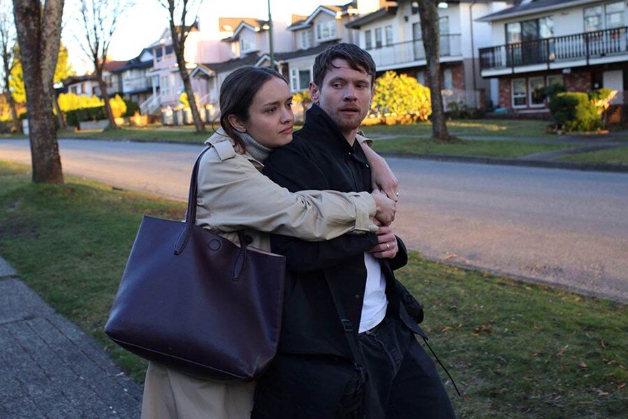 Olivia Cooke ve Jack O’Connell’lı Little Fish Filminden Fragman Yayınlandı