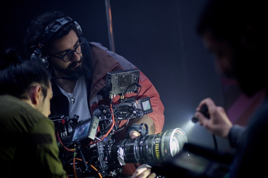 Umut Evirgen, Yeni Filmi Dünyanın En Hafif Filmi’nin Çekimlerini Tamamladı