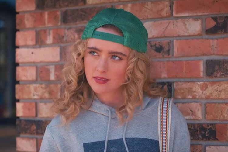 The Map of Tiny Perfect Things oyuncusu Kathryn Newton