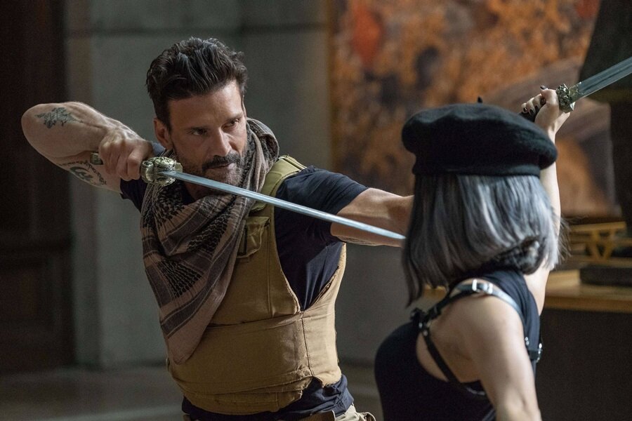 Zaman Döngüsü Temalı Boss Level Filminden İlk Fragman Yayınlandı