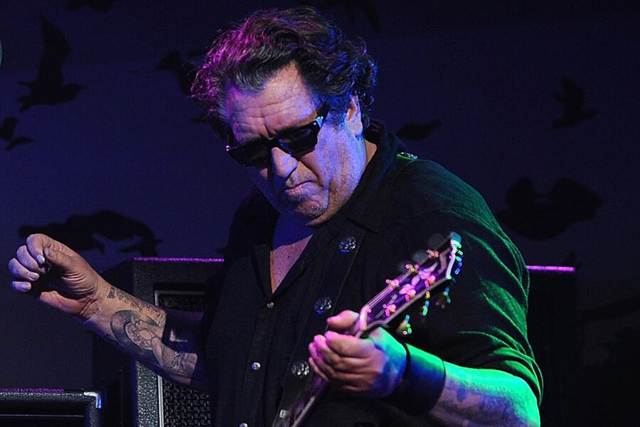 Danny Boyle, Sex Pistols Gitaristi Steve Jones’a Odaklanan Bir Dizi Hazırlıyor