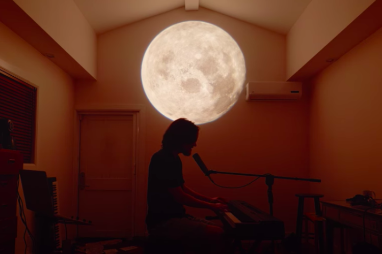 Bo Burnham: Inside