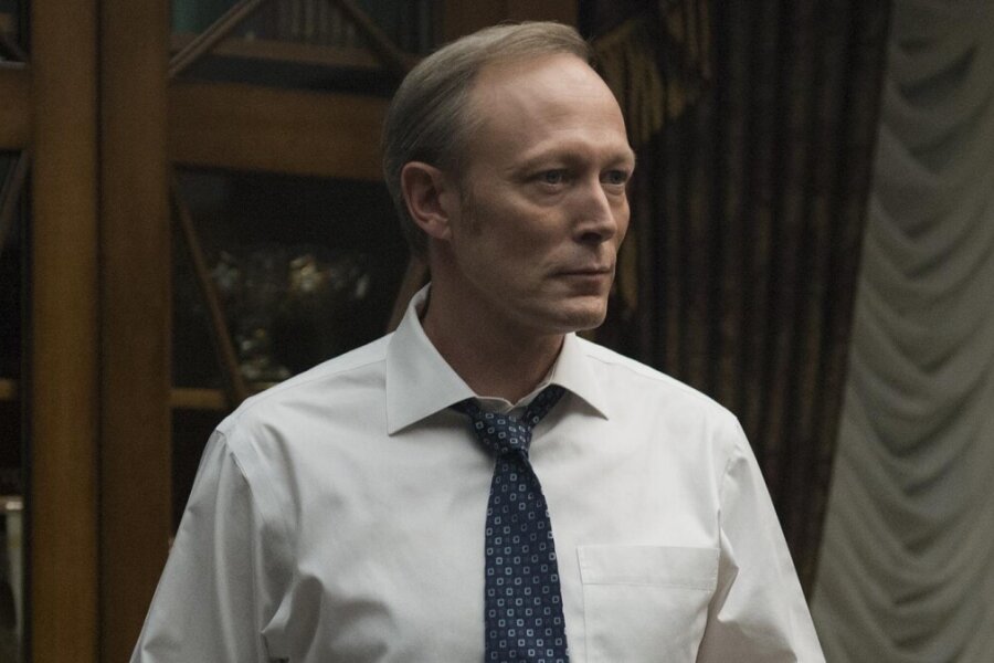 Lars Mikkelsen ve Nikolaj Lie Kaas, Lars Von Trier İmzalı The Kingdom Dizisinin 3. Sezonunun Oyuncu Kadrosuna Katıldı