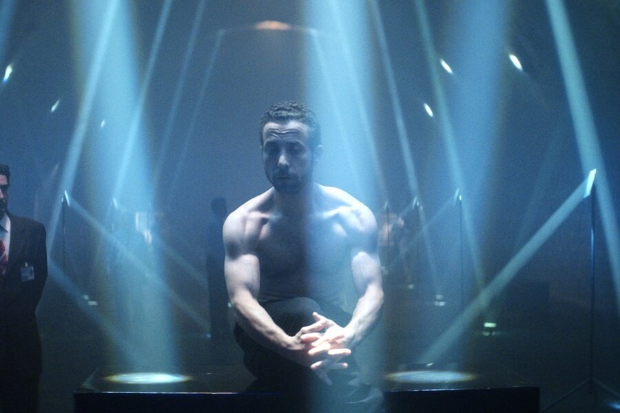 Derisini Satan Adam – The Man Who Sold His Skin