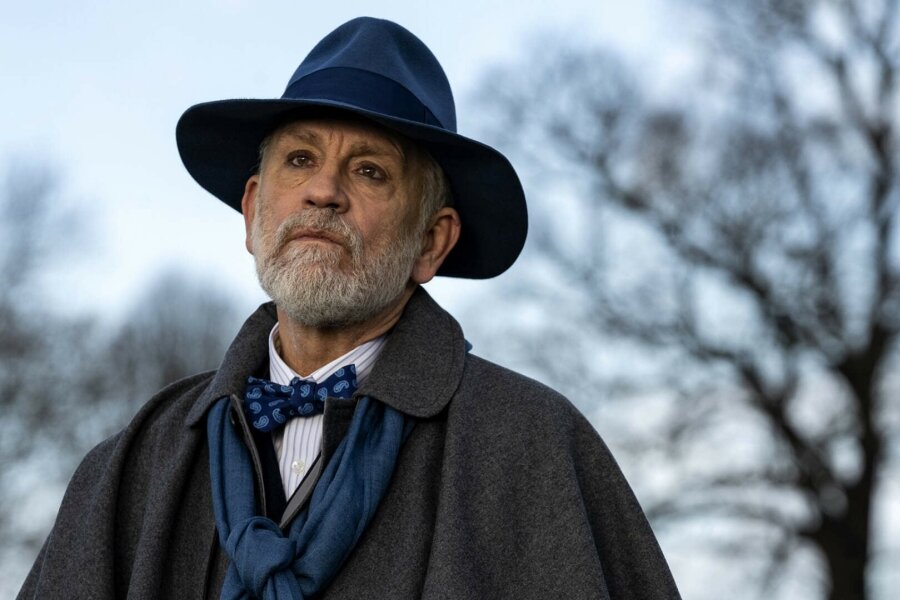 John Malkovich, Hunter Schafer ve Gemma Chan Gibi İsimler NEON’un Korku Türündeki Cuckoo Filmi İçin Bir Araya Geliyor