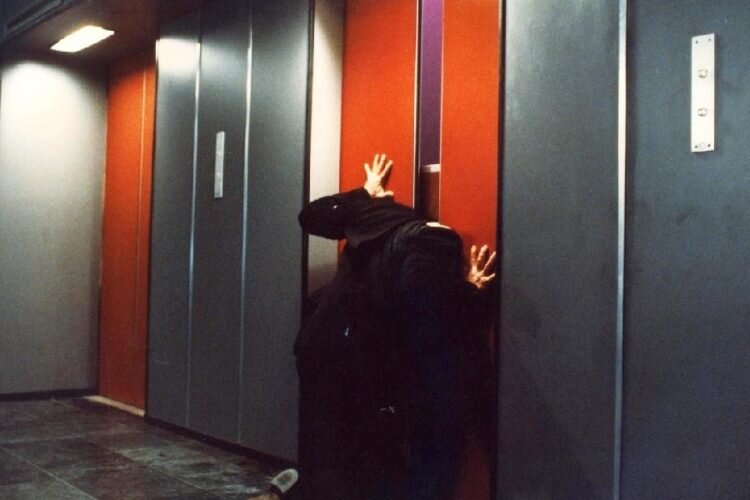 De lift - Cadılar Bayramı - FilmLoverss