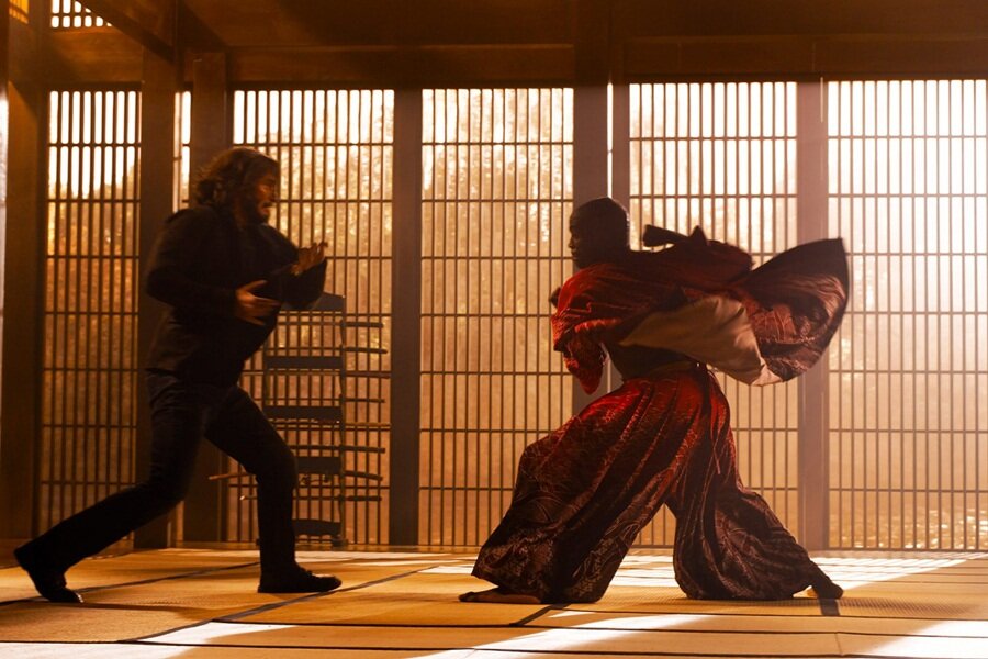 The Matrix Resurrections Filminden Morpheus’a Yer Veren Yeni Görseller Yayınlandı