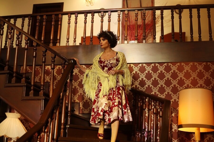 7. Koğuştaki Mucize Filminin Yönetmeni Mehmet Ada Öztekin’in Beni Çok Sev Filminden İlk Fragman Yayınlandı