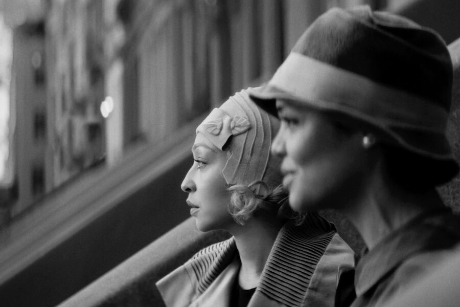 Siyah Beyaz – Passing