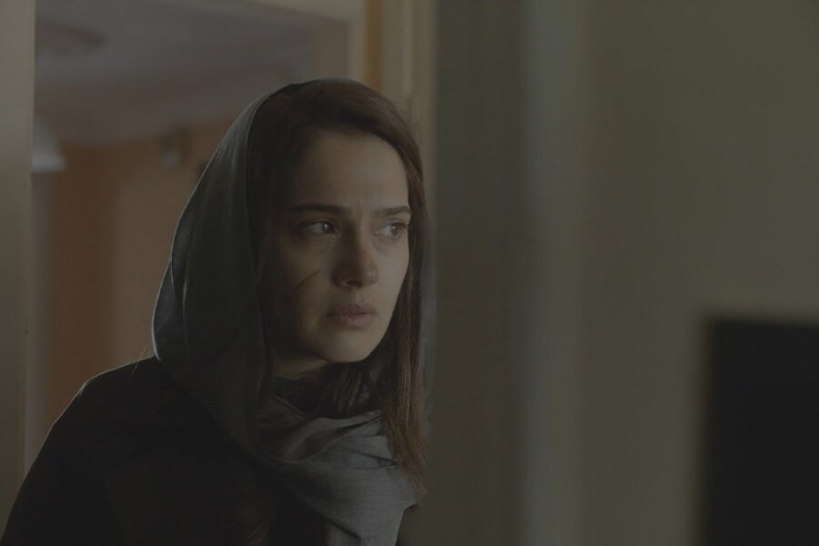 Bahman Ghobadi’nin Başrollerinde Funda Eryiğit, Fatih Al ve Amir Aghaee Gibi İsimlere Yer Veren The Four Walls Filminden Fragman Yayınlandı