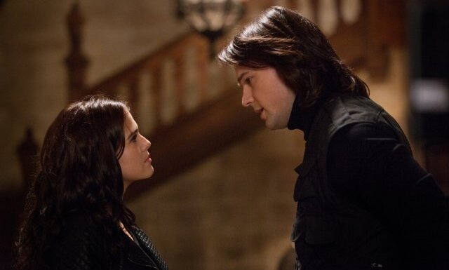 Vampire Academy: Blood Sisters Fragman