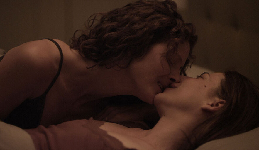 Concussion: Yılın İkinci Lezbiyen Aşıklar Filmi