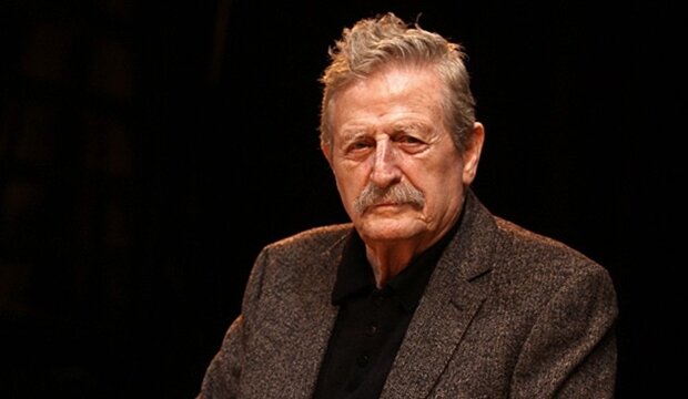 Müşfik Kenter Hayatını Kaybetti…