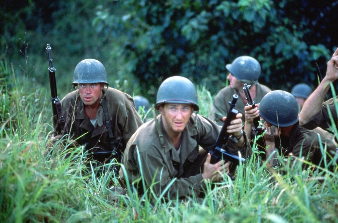 the-thin-red-line-penn-still1